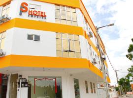 SG PELEK HOTEL，位于Sungai Pelik的酒店