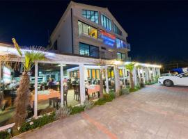 Hotel Olive，位于扎顿的酒店