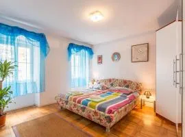 North wall apartment