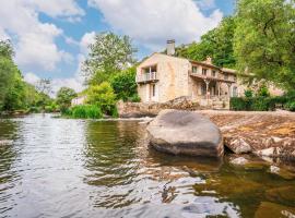 Le Moulin de Pilet，位于Mortagne-sur-Sèvre的度假屋