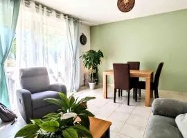 Maison 2ch, 74m², tout équipée, parking, jardin