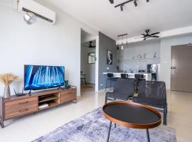Cozy 3-bedroom condo with pool 6 pax - Semarak，位于吉隆坡的酒店