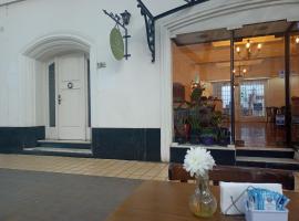 Casa flora Bed and Breakfast，位于圣胡安的酒店