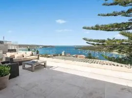 Stunning Harbourside Home with Panoramic Views