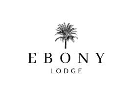 Ebony Lodge，位于乌姆塔塔乌姆塔塔广场附近的酒店