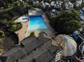 Belíssimo resort com casa com banheiras água termal，位于圣阿马鲁-达因佩拉特里斯的度假屋