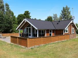 8 person holiday home in Idestrup，位于博托比的别墅