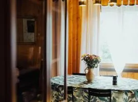 Dom Królowy Most 67