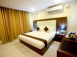 Golden Crown Hotel Alseeb Muscat，位于锡卜马斯喀特国际机场 - MCT附近的酒店