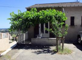 T2 Casamozza Sud de Bastia climatisé，位于Monte的酒店