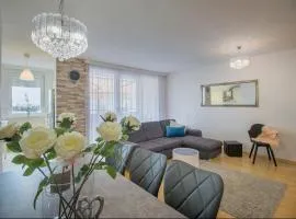 Apartment Montesa Zadar with free parking and balcony