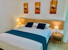 Hotel Casa Latina，位于曼塔的酒店