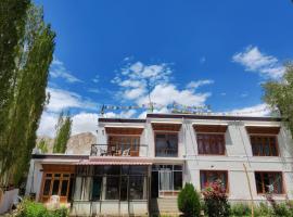 Nilza Guest House，位于列城的酒店