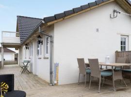 Cold Hawaii，位于措斯泰兹的酒店