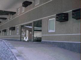 多普拉多酒店，位于彼得罗波利斯的酒店
