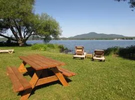 Superbe condo bord de l'eau à Magog