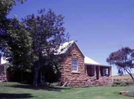 Kevacy Farm Lodge，位于克拉伦斯的山林小屋