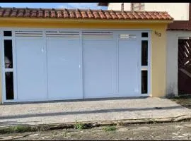 Casa de praia aconchegante próxima ao centro