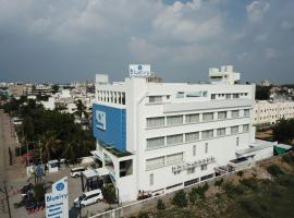 Hotel Blueivy Anand，位于阿南德的酒店