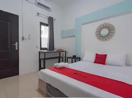 RedDoorz at Jalan Otista Karawang