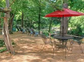 Warm and Peaceful Home with Fire Pit on Haw River