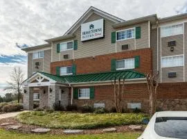 HomeTowne Studios & Suites by Red Roof Charlotte - Concord
