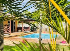 TAHITI - Fare Vairai Pool，位于帕皮提的度假屋