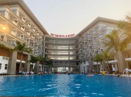 Duy Tân Quảng Bình Hotel & Resort，位于洞海的海滩酒店