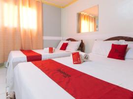 RedDoorz Plus near Bangui Windmills，位于Bangui的酒店