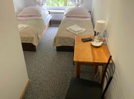 Gościniec Wierzbinowy，位于奥日什的酒店