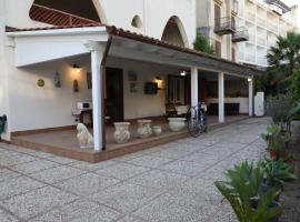 Casa Vacanza LA PALMA Selinunte Sicilia，位于马里内拉的酒店