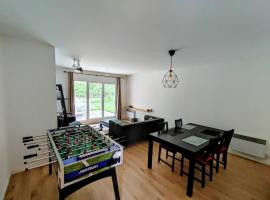 Gîte F4，位于Ouzouer-sur-Loire的酒店
