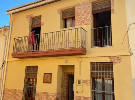 Casa Rural Ca-Alzina，位于Benimeli的酒店