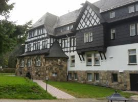 Landhotel "Wettin"，位于Neuhermsdorf的酒店