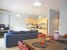 2 Bedroom Apartment near the Athens Airport, Spata，位于斯巴达的酒店