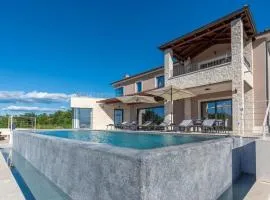 Villa Faloniga by Villas Holiday