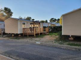Mobil-home Clim, TV - Camping Narbonne-Plage 4 étoiles - MH-A015，位于纳博讷普拉日的酒店