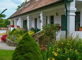 Falubíró Vendégháza