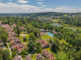 Theater- und Feriendorf Königsleitn GmbH，位于利乔的酒店