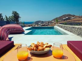 Villa Piccolo Mondo with private pool and sea view，位于卡拉法蒂斯的酒店