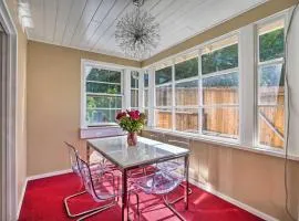 Sun-Dappled Retreat Walk to Restaurants!