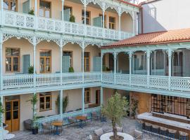 The House Hotel Old Tbilisi，位于第比利斯自由广场附近的酒店