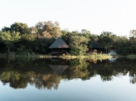 塔扎宁乡村旅馆，位于察嫩的酒店