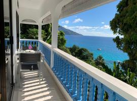 Crystal Apartments Seychelles SeaView Upper Floor，位于Glacis的公寓