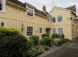 138D Old Star & Garter Mews