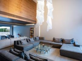 Oktober Downtown Boutique Hotel，位于罗德镇的酒店