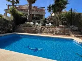 Casa con piscina en el centro de Marbella.