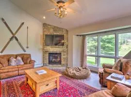 Walk to Ski Lift Copper Mountain Home with Hot Tub