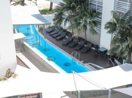伦巴海滩度假酒店，位于卡伦德拉机场 - CUD附近的酒店