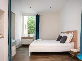 AIxSuites - Hyper centre cosy 26m2 - 1 double bed - 1 sofa